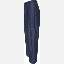 Dina denim buks